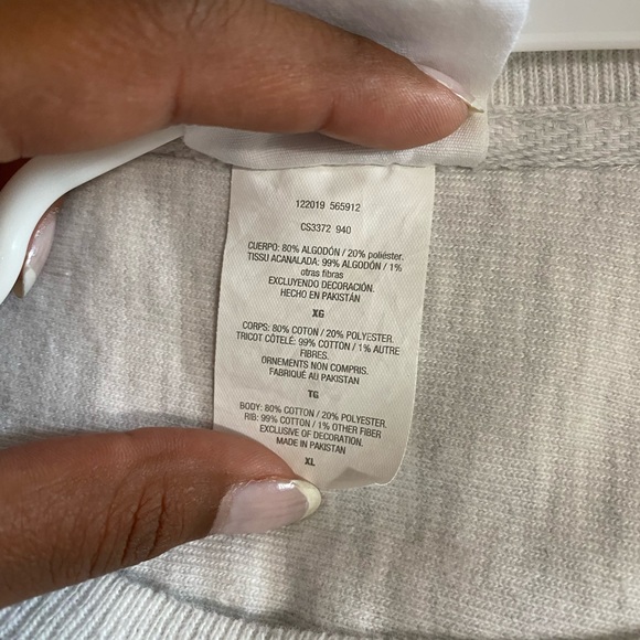 Champion Men’s Reverse Weave, Fleece Crew sweater - Picture 8 of 8